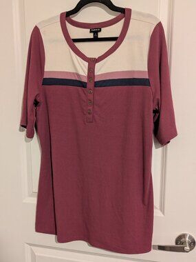 Torrid Size 2 (2X) Super Soft Rib Color Block Henley Short Elbow Sleeve Tee
